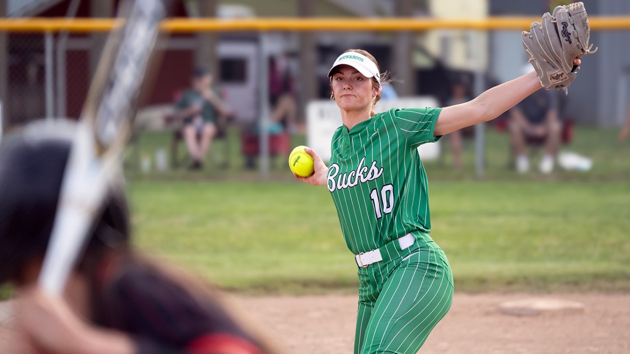 Local roundup: Pendleton overcomes big game by Ward to upend Weston-McEwen